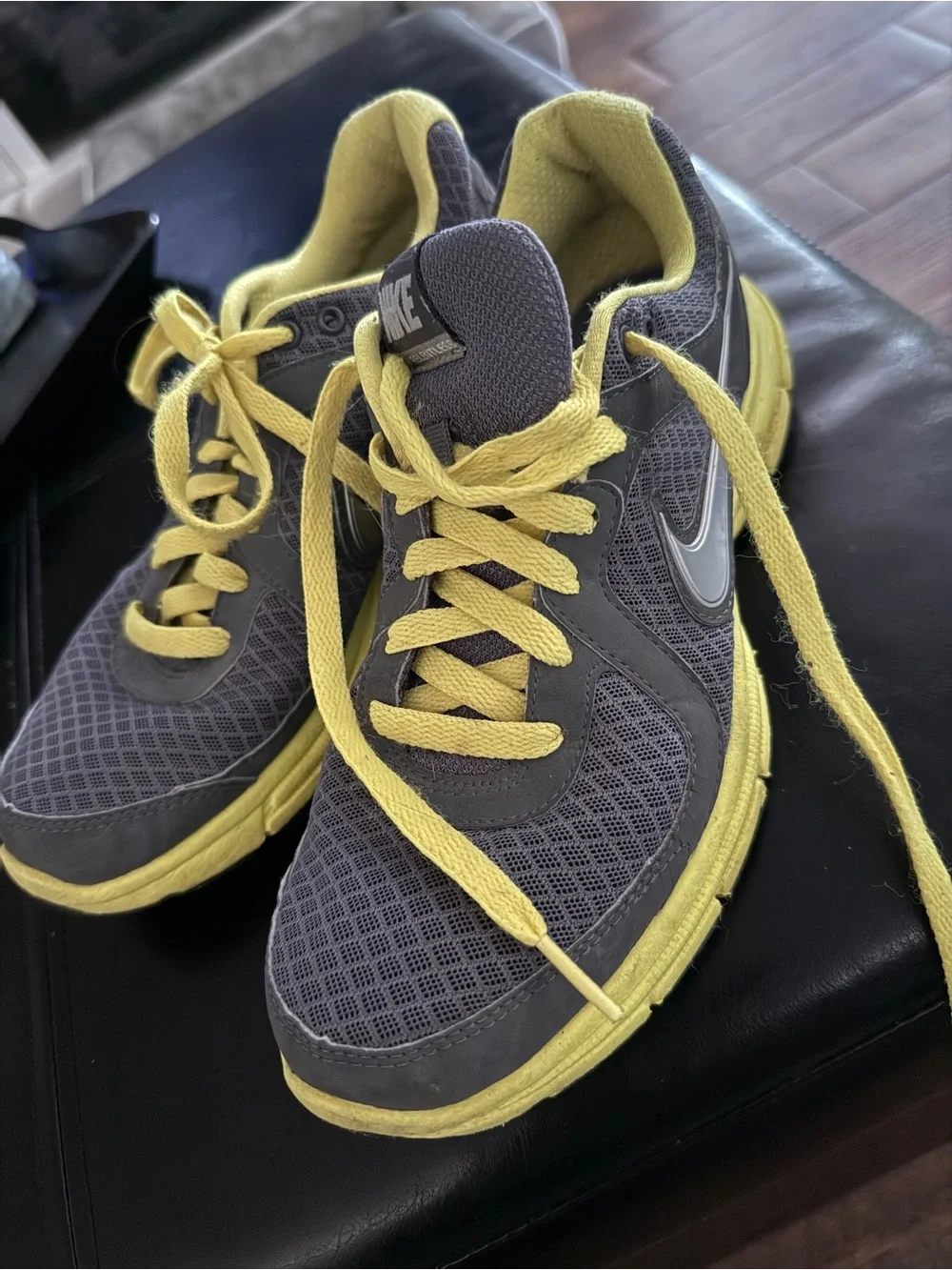 Nike Air Relentless 2 Women's Gray and Neon Yellow Athletic Running Shoes